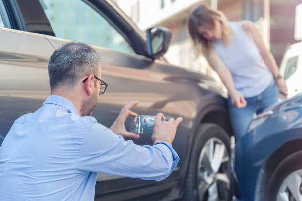 Professional Car Insurance Near Me technician working in Hoover, AL